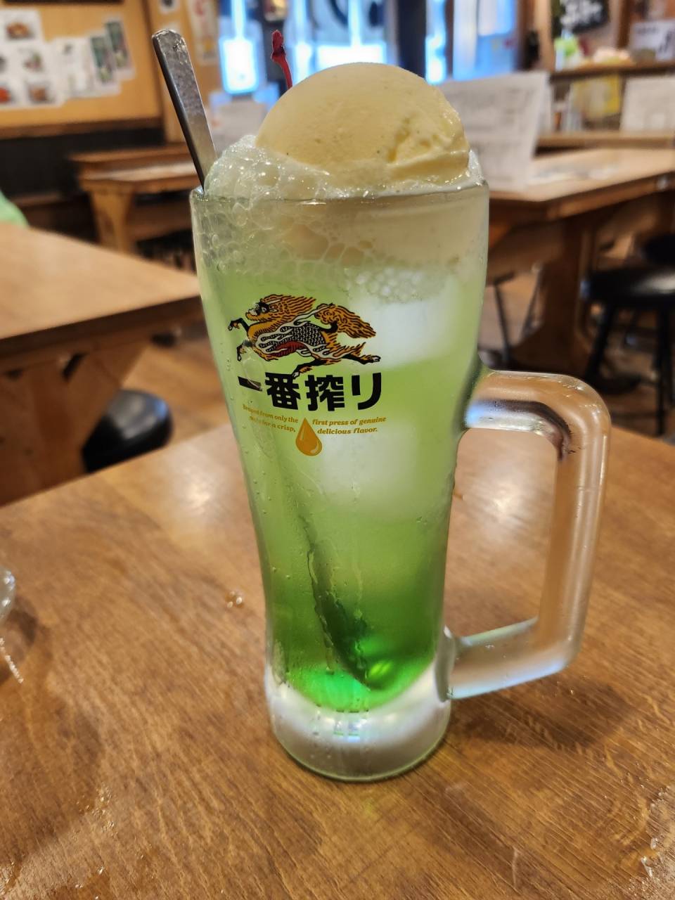クリームソーダサワー