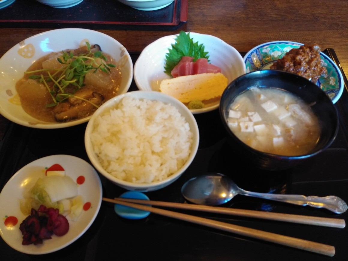 大人の給食